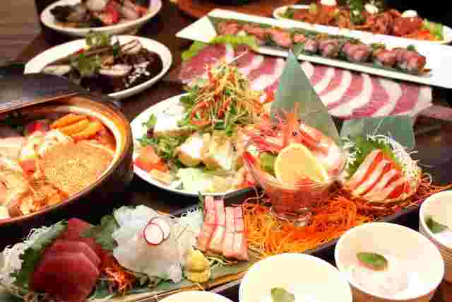 居酒屋メニューを並べた画像