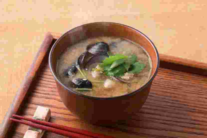 豚の角煮とは相性抜群のしじみ汁