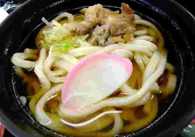 九州北部の名物かしわうどん