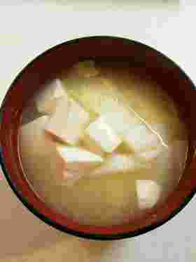 白菜と豆腐の味噌汁