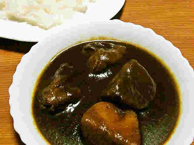 手作りのブラックカシミールカレー