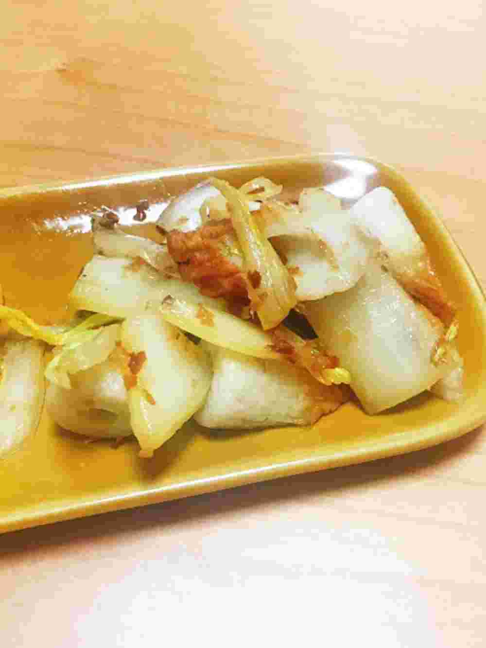 白菜とちくわの炒め物