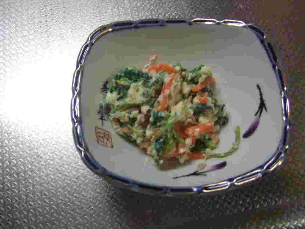 豆腐クリームを使ったほうれん草とにんじんの白和え風のレシピ