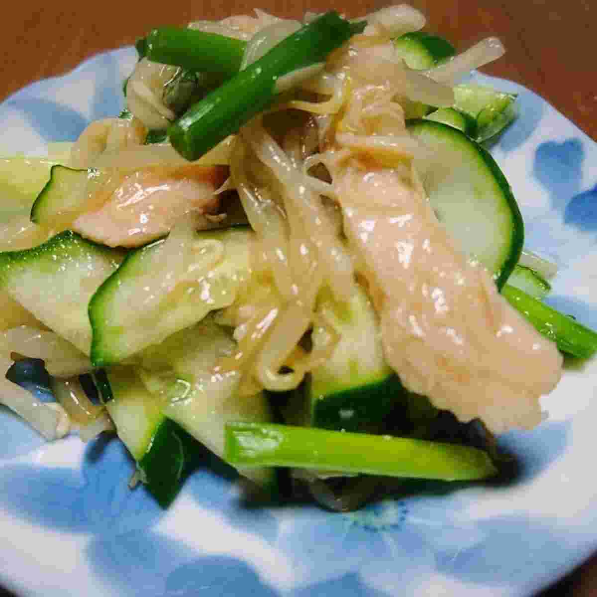 鶏肉ともやしのサラダ