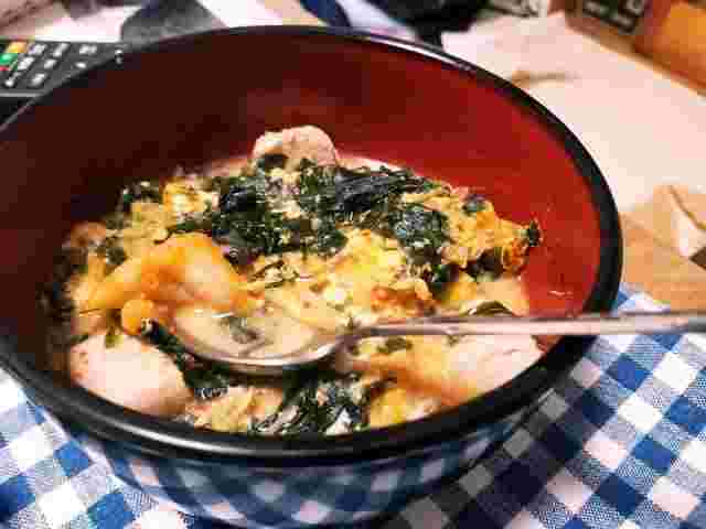 キムチと卵とマグロのスープ