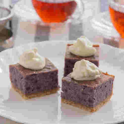 紫芋のプチケーキ