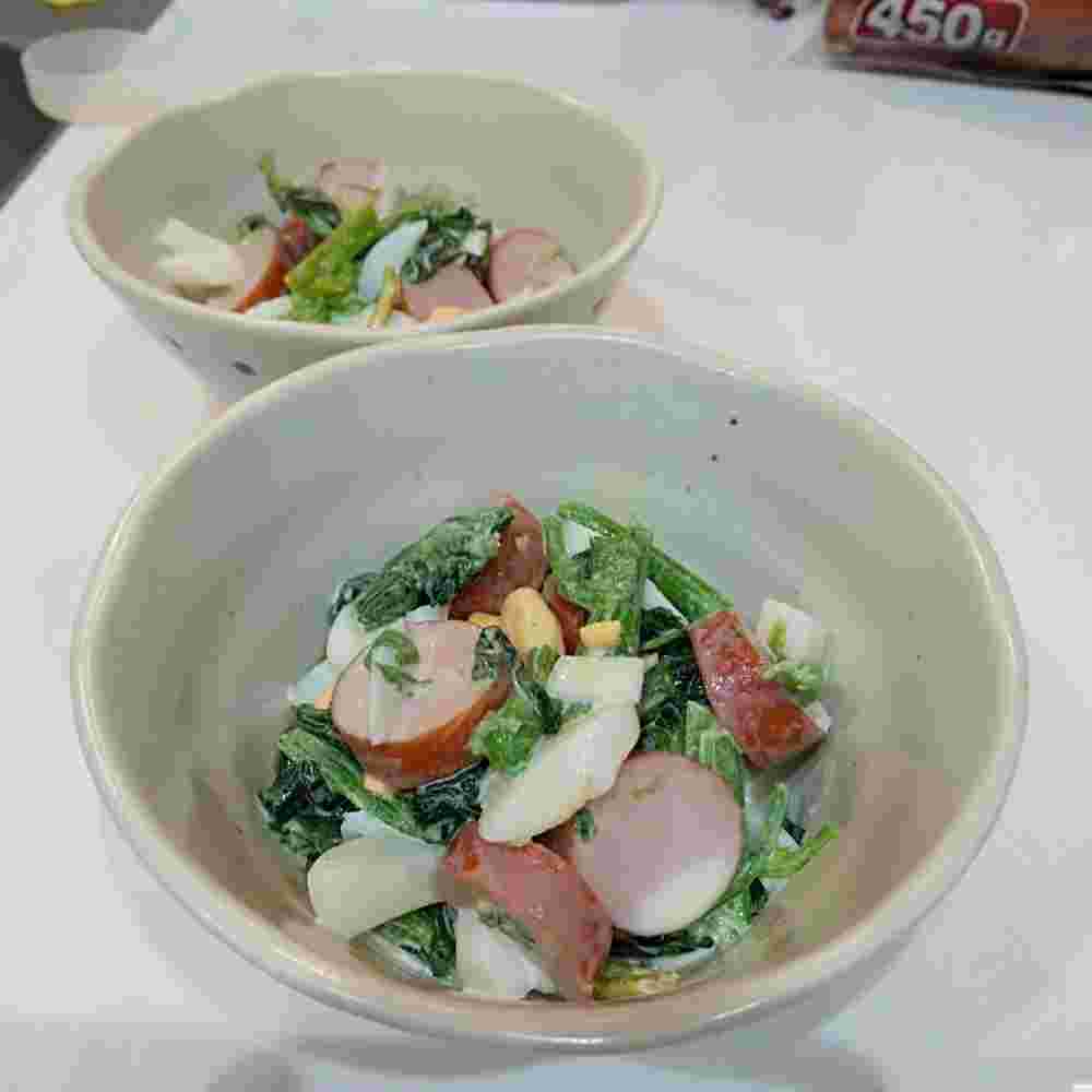 ほうれん草とウインナーのゆで卵サラダのレシピ