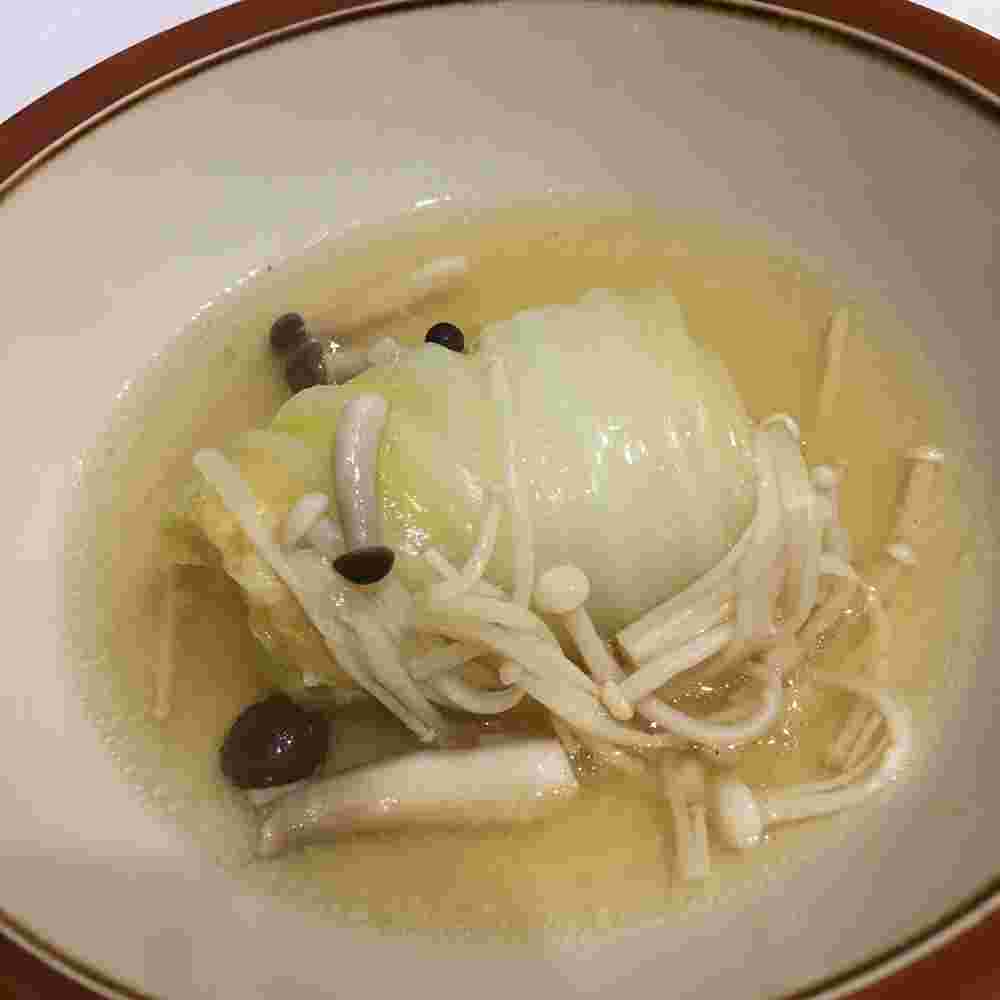 きのこのとろとろロール白菜スープ