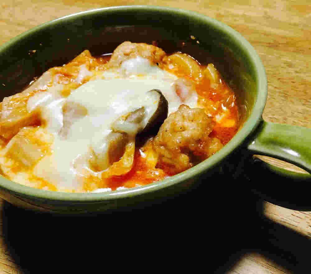 豚団子と白菜のトマト鍋