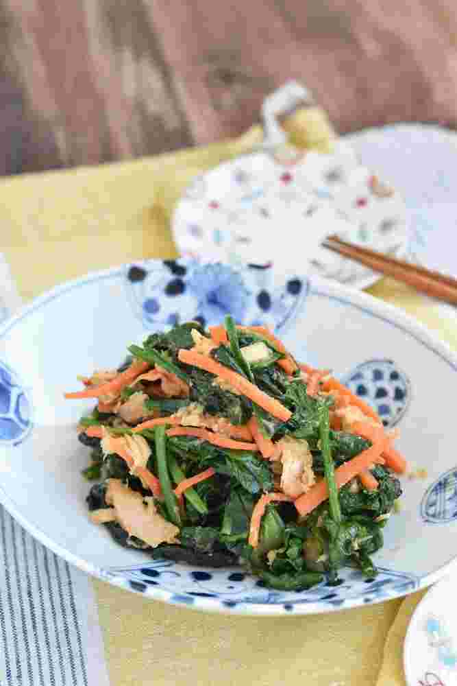 ほうれん草とにんじんのツナ炒め