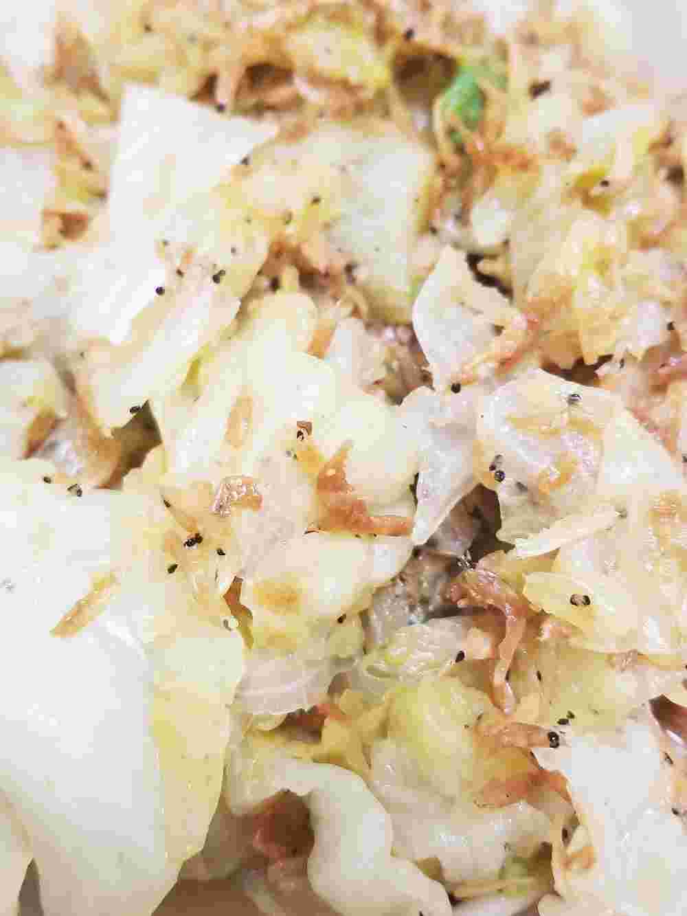 レタスと乾燥小エビの炒め物