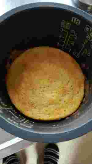 炊飯器で作る卵ケーキ