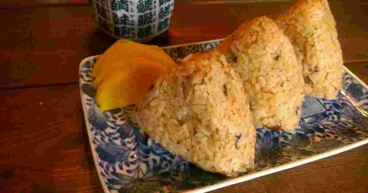 おにぎりの具にサンマを使ったサンマの塩焼きポン酢おにぎり