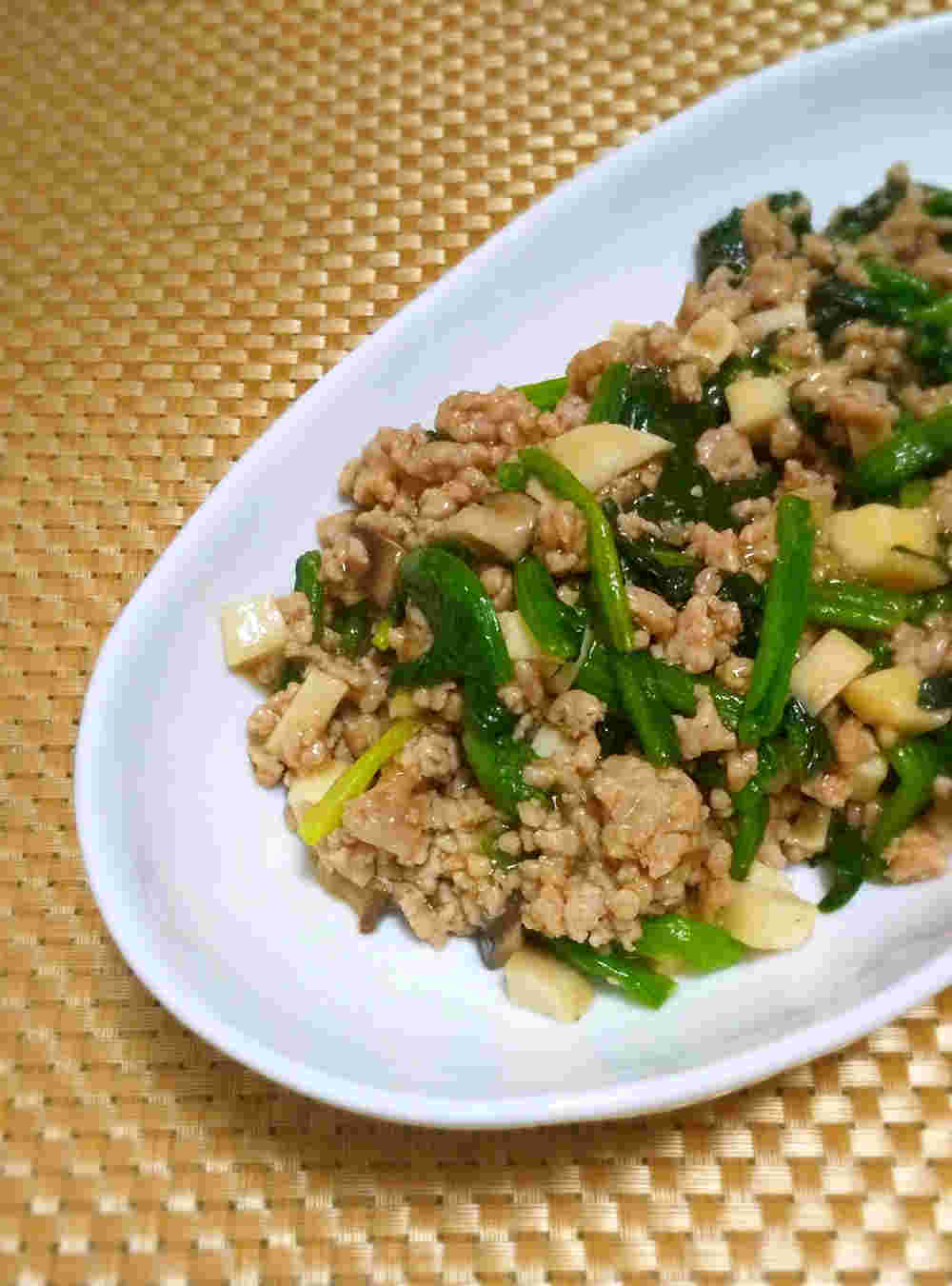 ほうれん草とひき肉の中華炒め