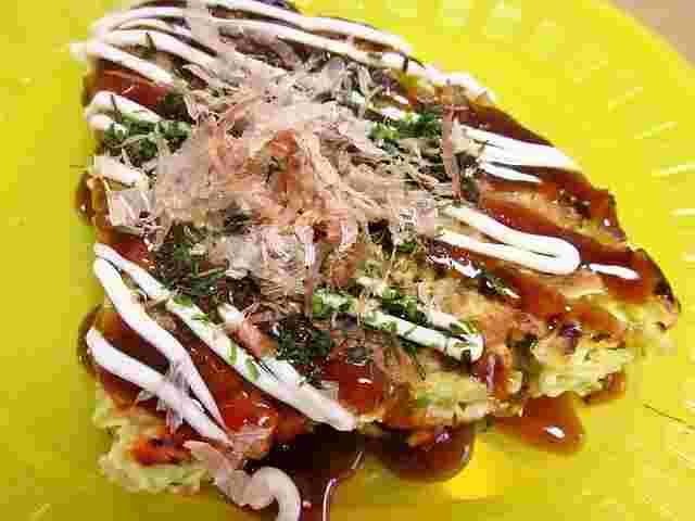 鶏ミンチを使用したお好み焼き