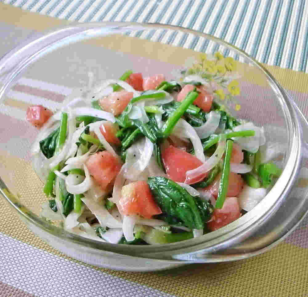 ほうれん草と玉ねぎの中華風サラダ