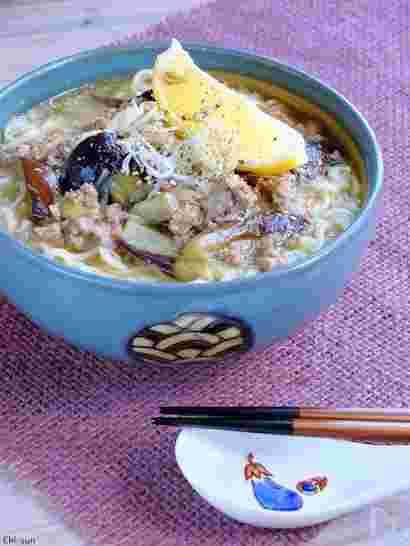 とろ～り♡ネギ塩レモン麻婆茄子ラーメン！