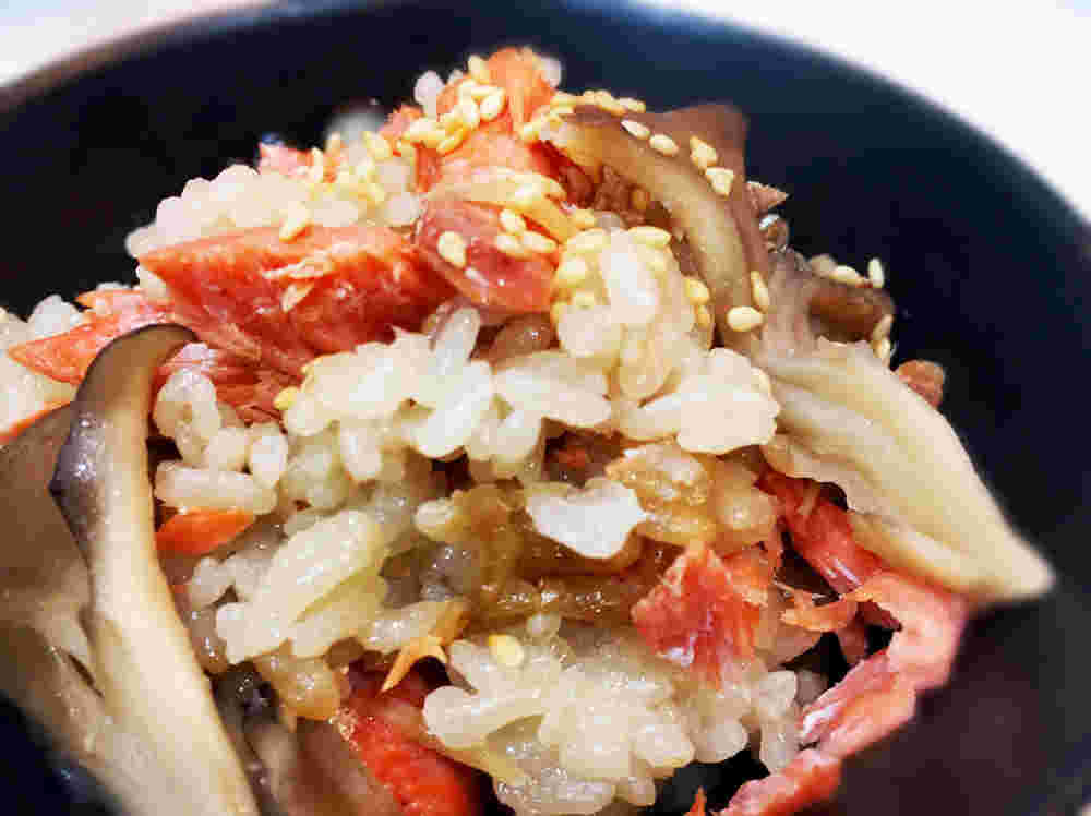 鮭と舞茸の炊き込みご飯