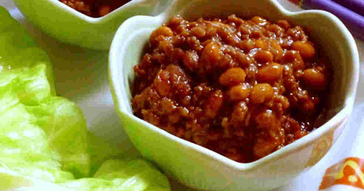 納豆と牛ひき肉を使用した肉味噌料理