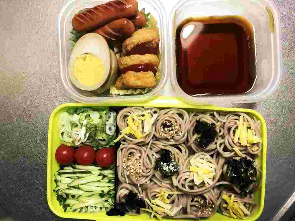 人気レシピで作るソバ旦那弁当