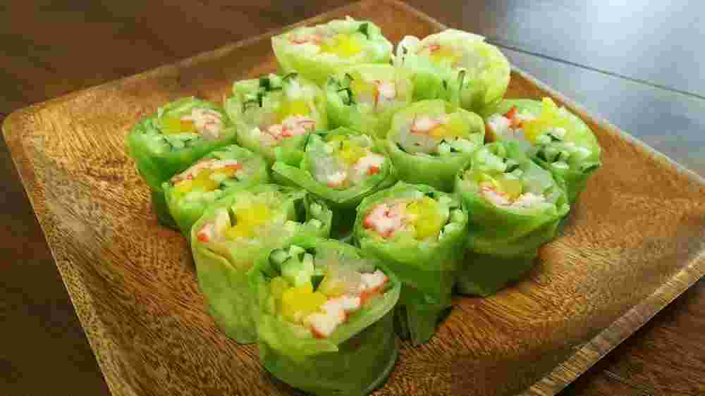 もやしと玉ねぎ炒りキャベツの巻きサラダ