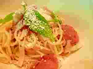 ルッコラと生ハムの冷製パスタ