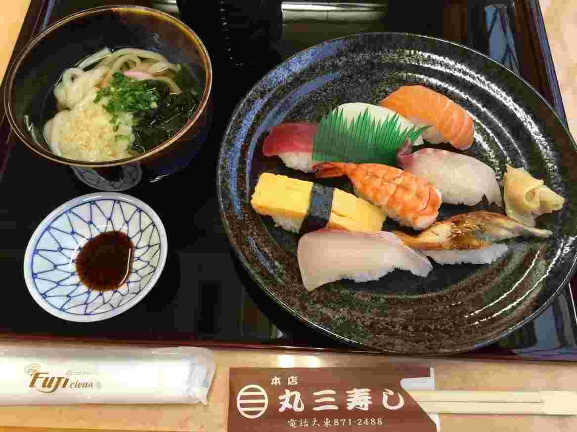 住道でランチにおすすめの丸三寿司の寿司メニュー