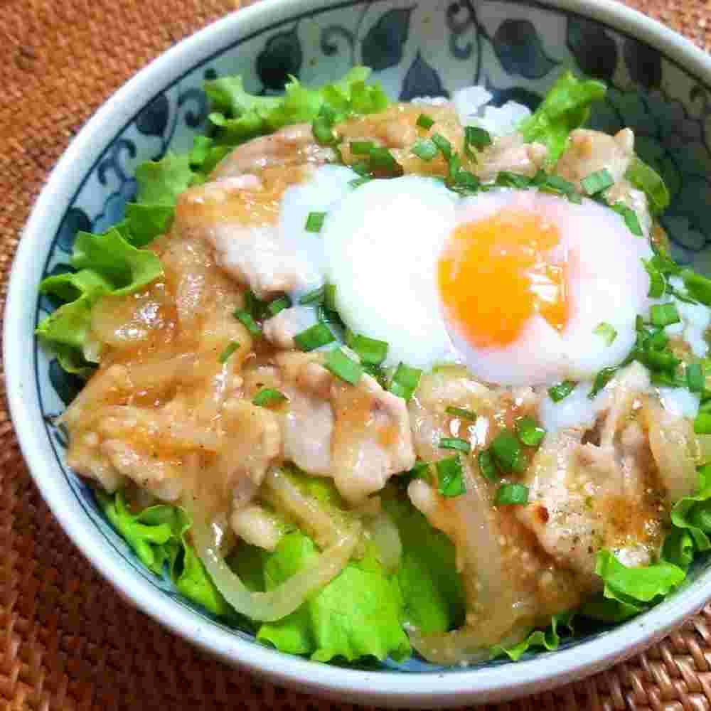 玉ねぎとポン酢のさっぱりスタミナ豚丼のレシピ