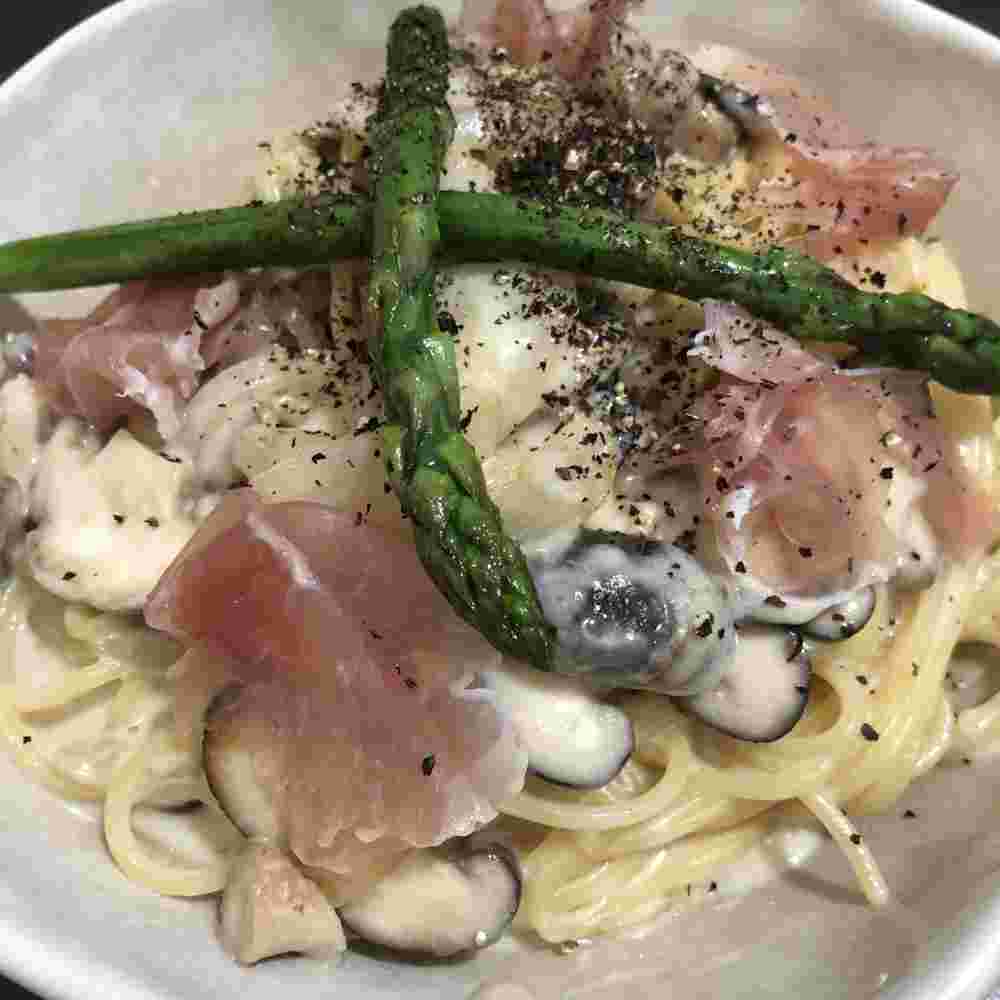 玉ねぎときのこの味噌ポン酢クリームパスタ