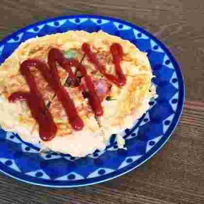 朝食におすすめのベーコンとアスパラのチーズオムレツ