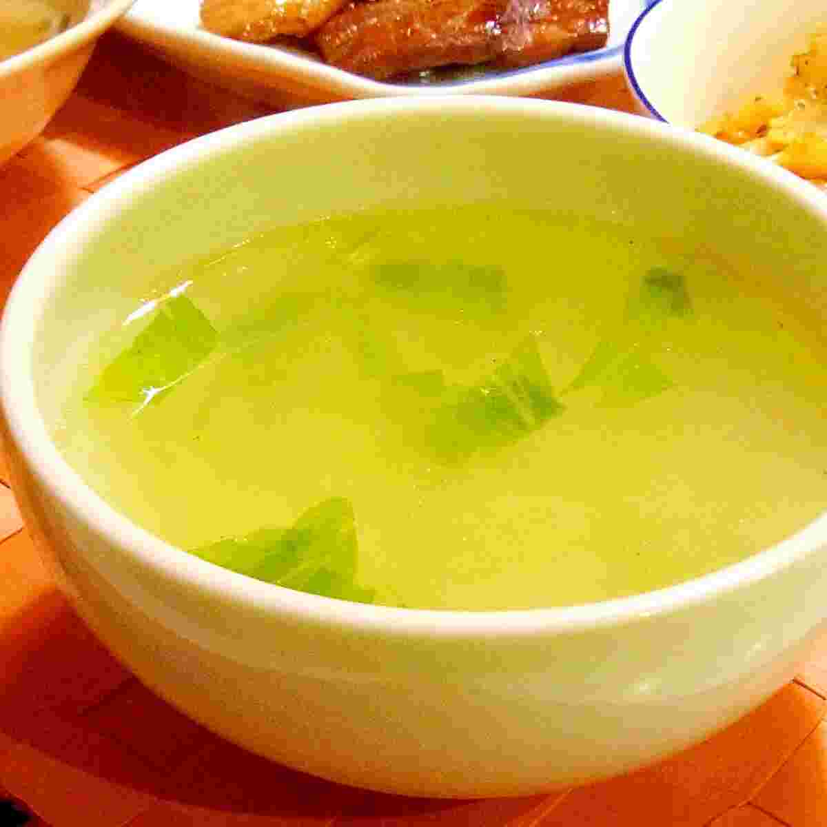 中華風のセロリスープ
