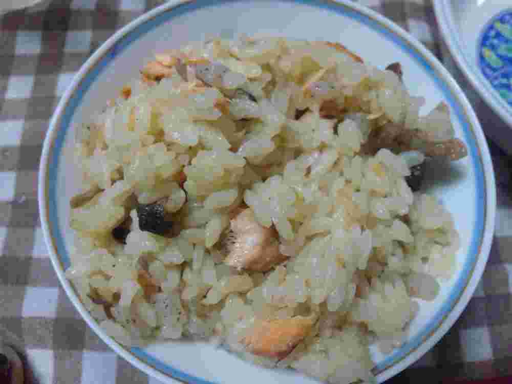 鮭の炊き込みご飯
