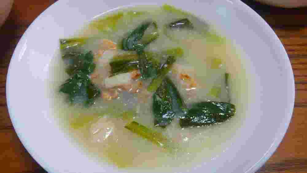 チンゲン菜とホタテの中華豆乳スープ