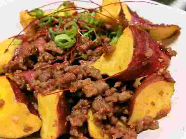 さつまいもとひき肉のコチュジャン炒め