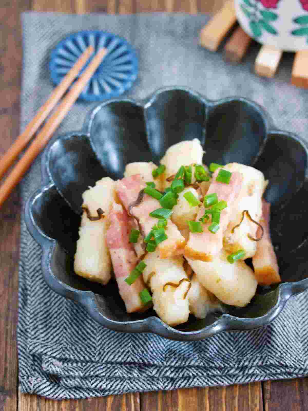 長いもとベーコンの塩昆布煮