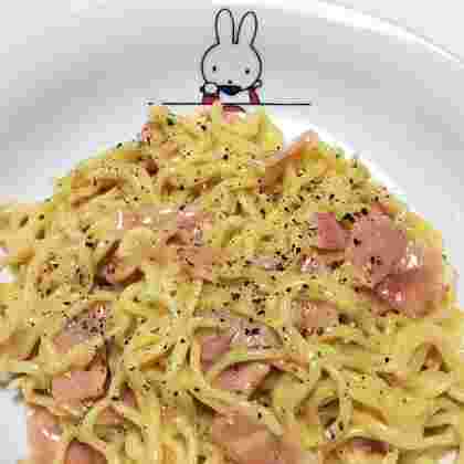 ベーコン入りカルボナーラ風焼きそば