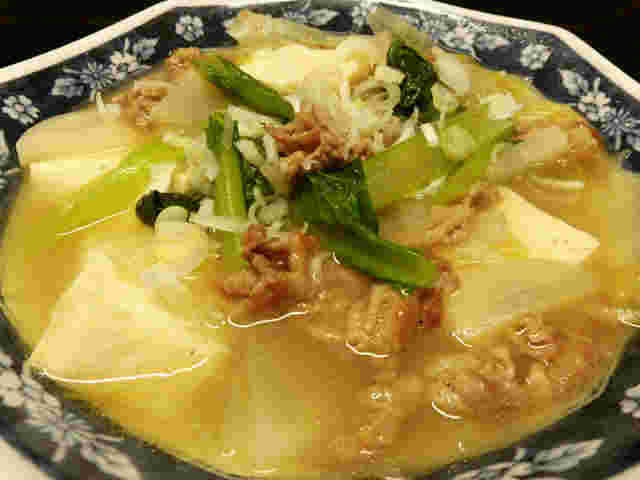 春雨入り牛肉と豆腐の具沢山スープ