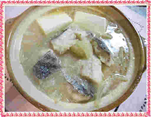 玉ねぎとタラの濃厚味噌小鍋