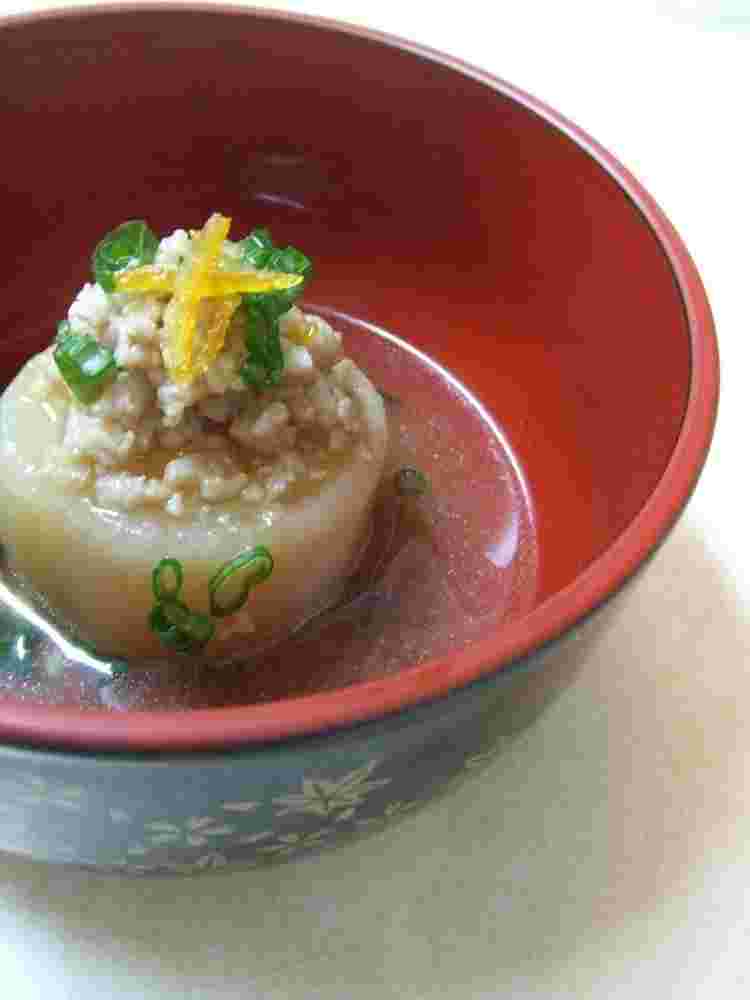ふろふき大根とひき肉を使ったゆず味噌あんかけ