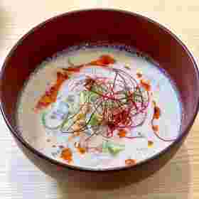 鶏団子の豆乳スープ