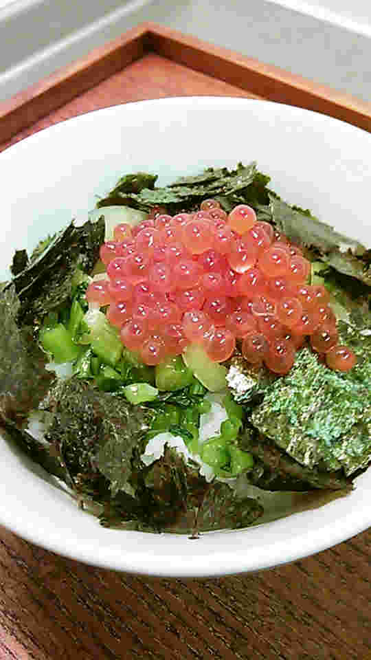 おすすめレシピで作る野沢菜いくら丼