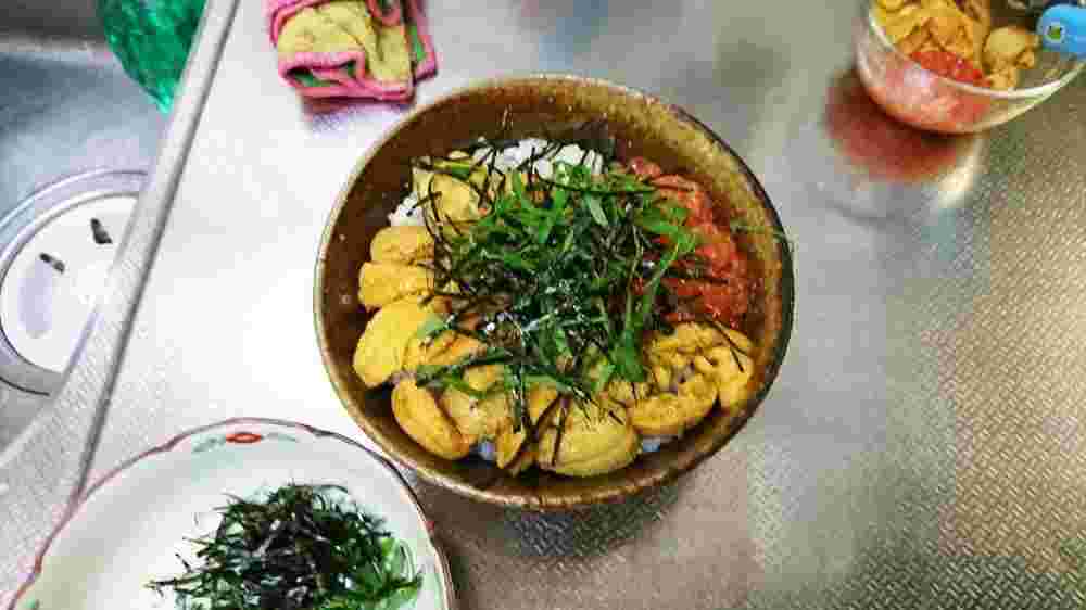 人気レシピで作るウニいくら丼