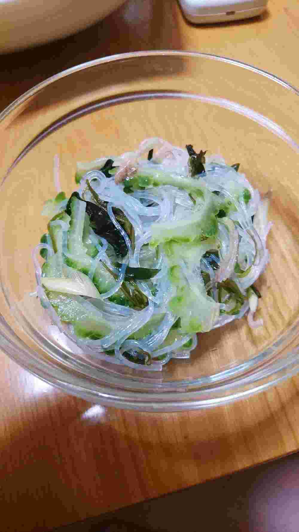 みょうが入りゴーヤと春雨の酢の物