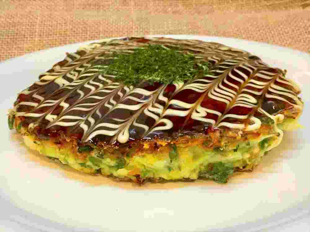 豆苗と卵を使ったお好み焼き
