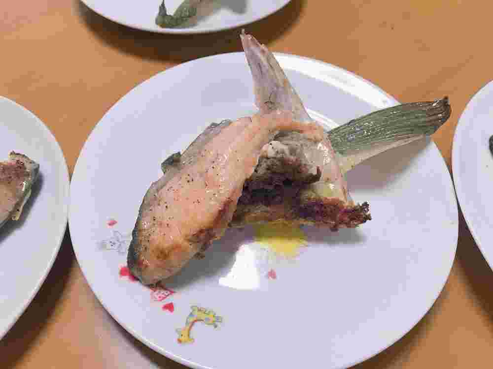 簡単なレシピで作る鮭カマの塩ニンニク焼き