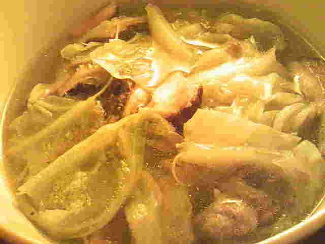 鮭とキャベツの中華風しいたけスープ