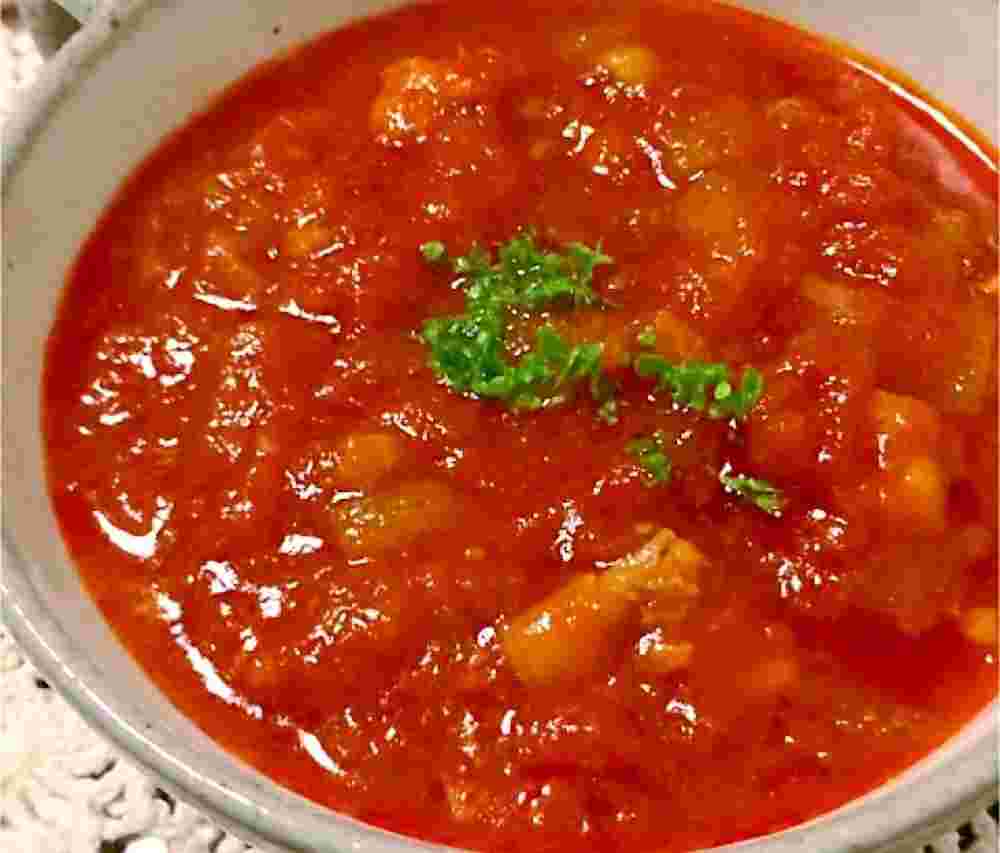 簡単な作り方で作った牛すじのトマトスープ