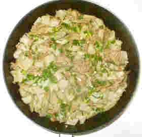 こんにゃくとひき肉を使った味噌煮