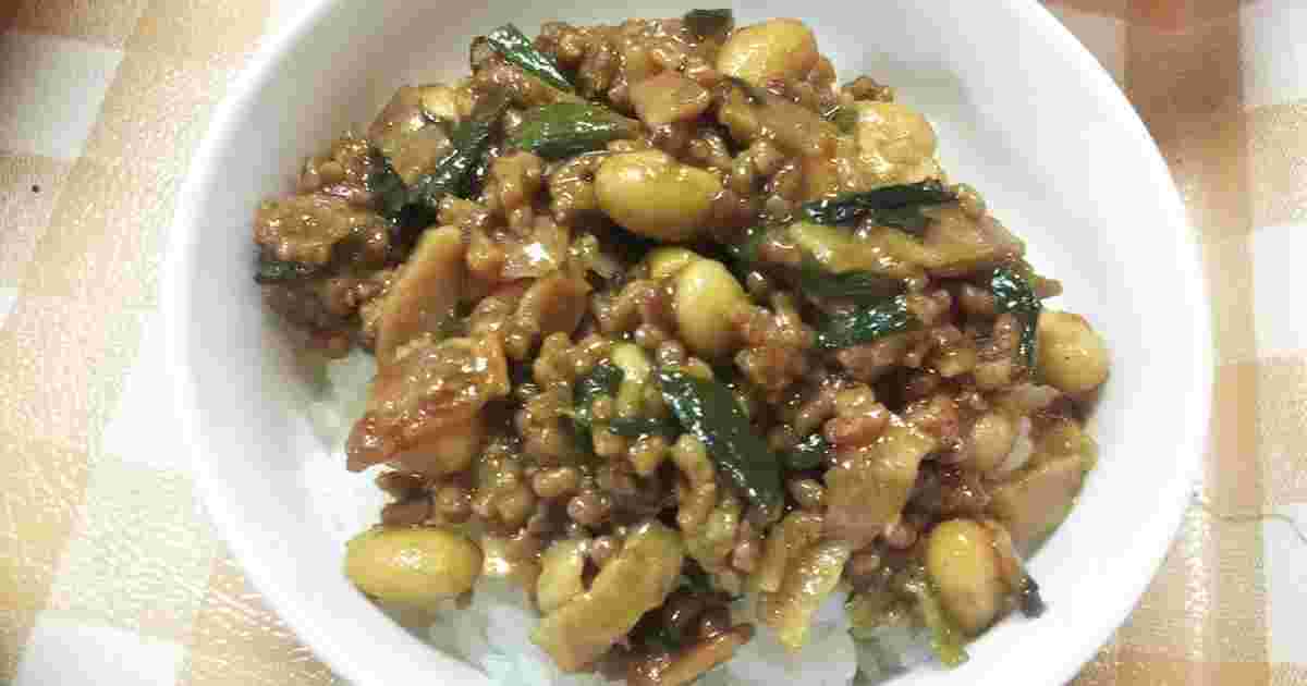 大豆のドライカレー丼