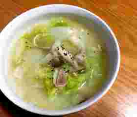 白菜とベーコンの鶏ガラスープ